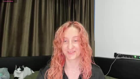 Snapshot of sweethornytanya chatting on April 27, 2026, 2:42 am sweethornytanya online show from April 27, 2026, 2:42 am