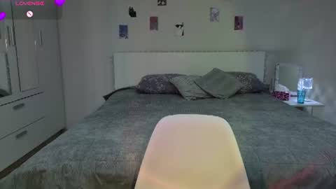 Snapshot of sweetieee_kira chatting on July 11, 2026, 3:20 am sweetieee_kira online show from July 11, 2026, 3:20 am