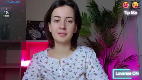 Kendl online show from April 18, 2026, 2:10 pm