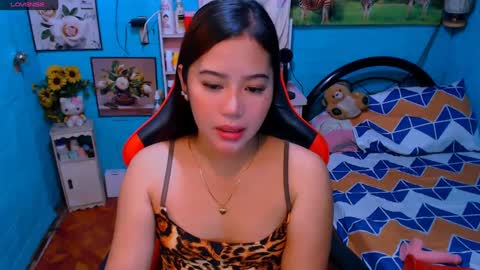 Nicole online show from March 7, 2025, 9:06 pm