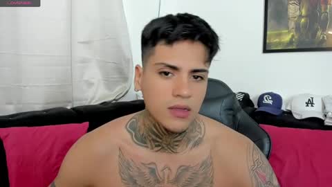 SWEETLATINBOY  online show from April 15, 2026, 9:37 pm