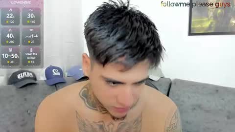 Snapshot of sweetlatinoboy chatting on July 4, 2026, 10:10 am SWEETLATINBOY online show from July 4, 2026, 10:10 am