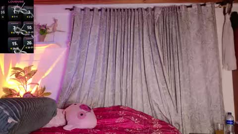 Letty la traga semen lol online show from March 24, 2026, 4:17 am