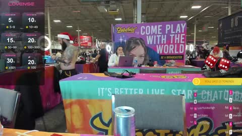 Snapshot of sweetlikestrawberrywine chatting on December 7, 2024, 11:23 pm Strawberry Wine online show from December 7, 2024, 11:23 pm