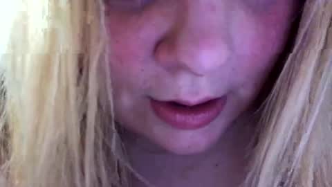 Snapshot of sweetlisa92 chatting on February 24, 2025, 8:36 pm Lisa online show from February 24, 2025, 8:36 pm