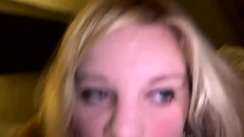 Snapshot of sweetlisa92 chatting on October 20, 2025, 3:56 pm Lisa online show from October 20, 2025, 3:56 pm