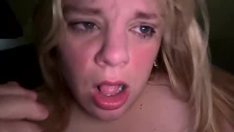 Snapshot of sweetlisa92 chatting on November 23, 2025, 12:49 pm Lisa online show from November 23, 2025, 12:49 pm