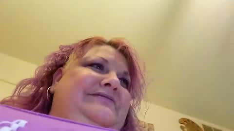 Snapshot of sweetlolajean chatting on December 17, 2024, 10:22 pm sweetlolajean online show from December 17, 2024, 10:22 pm