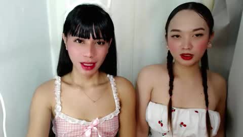 Snapshot of sweetlunarose chatting on March 26, 2026, 8:09 am lilcherry online show from March 26, 2026, 8:09 am