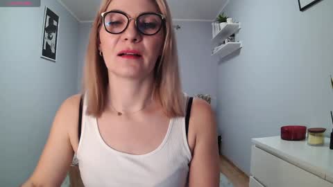 Snapshot of sweetmarthaaa chatting on January 14, 2025, 11:31 am sweetmarthaaa online show from January 14, 2025, 11:31 am