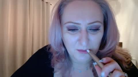 Snapshot of sweetmayacutie chatting on February 17, 2025, 1:32 pm sweetmaya online show from February 17, 2025, 1:32 pm