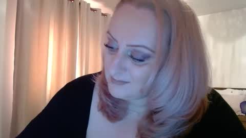 Snapshot of sweetmayacutie chatting on March 12, 2025, 9:34 am sweetmaya online show from March 12, 2025, 9:34 am
