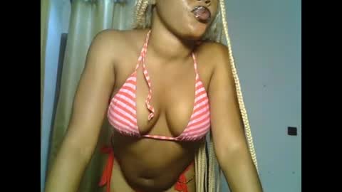 Snapshot of sweetmila9 chatting on July 5, 2026, 6:20 am sweetmila9 online show from July 5, 2026, 6:20 am