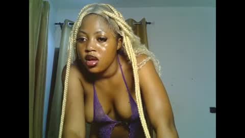 Snapshot of sweetmila9 chatting on July 7, 2026, 6:38 am sweetmila9 online show from July 7, 2026, 6:38 am