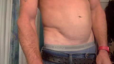 Snapshot of sweetnsexy95 chatting on January 8, 2025, 1:21 am WeAim2PZzz online show from January 8, 2025, 1:21 am