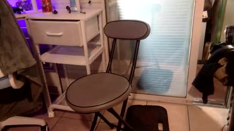 Snapshot of sweetnsexy95 chatting on March 2, 2025, 10:27 pm WeAim2PZzz online show from March 2, 2025, 10:27 pm