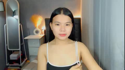 Snapshot of sweetnwildts chatting on March 3, 2026, 1:28 pm Ghena online show from March 3, 2026, 1:28 pm