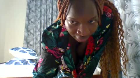sweetpasion2 online show from July 14, 2026, 5:01 am