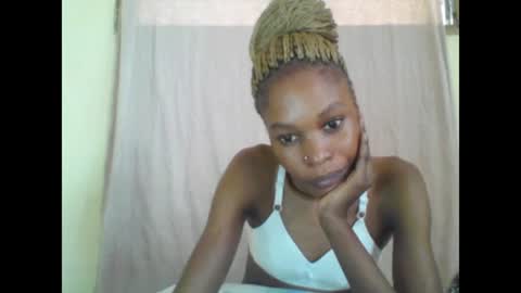 ESTHER online show from February 8, 2025, 6:43 am
