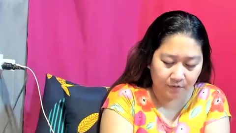 Snapshot of sweetpilipina88 chatting on January 23, 2025, 2:02 am MIA online show from January 23, 2025, 2:02 am