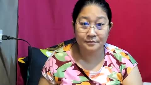 Snapshot of sweetpilipina88 chatting on January 24, 2025, 2:28 am MIA online show from January 24, 2025, 2:28 am