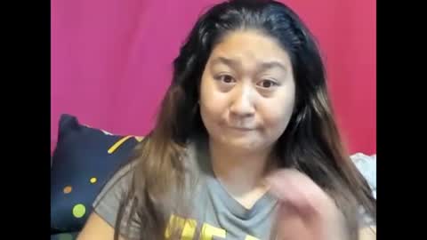 Snapshot of sweetpilipina88 chatting on February 13, 2025, 1:59 pm MIA online show from February 13, 2025, 1:59 pm