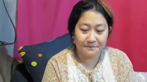 Snapshot of sweetpilipina88 chatting on February 17, 2025, 12:10 am MIA online show from February 17, 2025, 12:10 am