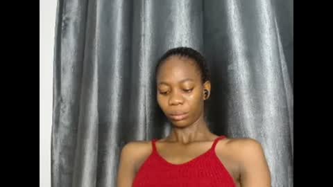 Snapshot of sweetpussy135 chatting on November 9, 2025, 4:11 am slim ivy online show from November 9, 2025, 4:11 am