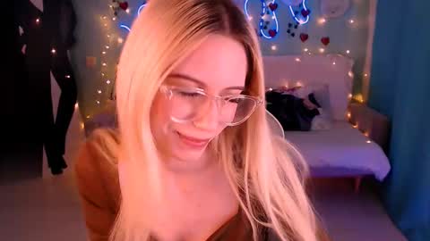 sweetrichal online show from February 17, 2025, 1:15 am