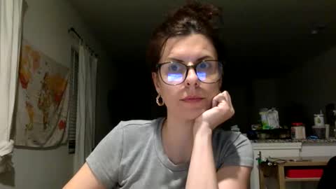 sweetriddance online show from April 8, 2026, 2:22 am