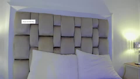 sweets one online show from May 19, 2026, 3:35 am