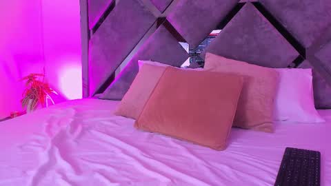 sweetsalome_01 online show from February 11, 2026, 12:21 pm