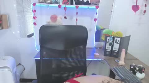 sweetsamy39715 online show from February 14, 2025, 3:05 pm