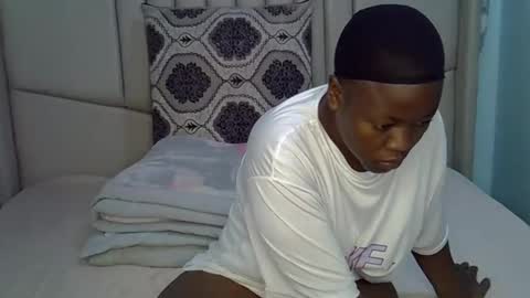 sweetsoul2 online show from November 17, 2025, 12:27 am