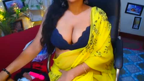 SweetSour online show from October 8, 2025, 1:14 am