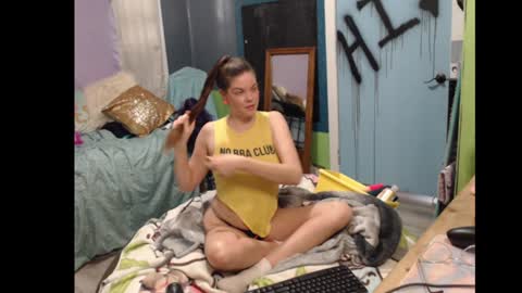 SwEeTs online show from January 9, 2025, 6:36 pm