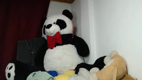 Snapshot of sweett_candy1 chatting on February 19, 2025, 5:05 am sweett_candy1 online show from February 19, 2025, 5:05 am