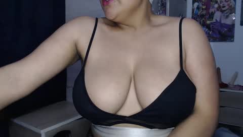 Snapshot of sweett_candy1 chatting on September 27, 2025, 3:55 am sweett_candy1 online show from September 27, 2025, 3:55 am