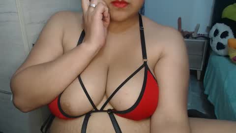 Snapshot of sweett_candy1 chatting on November 12, 2025, 2:12 am sweett_candy1 online show from November 12, 2025, 2:12 am
