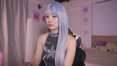 Snapshot of sweett_catt1 chatting on October 19, 2025, 1:17 am Cat independent model online show from October 19, 2025, 1:17 am