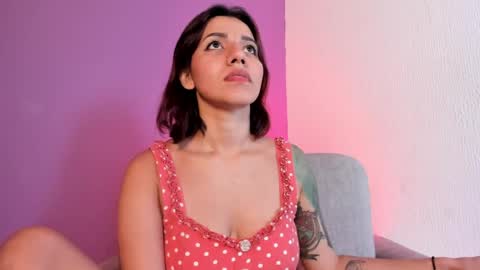 Snapshot of sweett_heartt_ chatting on December 14, 2024, 3:29 am Lorena online show from December 14, 2024, 3:29 am
