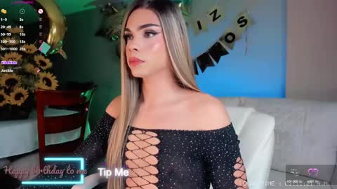 Snapshot of sweett_shinexx chatting on February 9, 2025, 6:11 am angel online show from February 9, 2025, 6:11 am