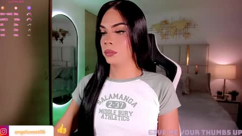Snapshot of sweett_shinexx chatting on May 26, 2026, 2:18 am angel online show from May 26, 2026, 2:18 am