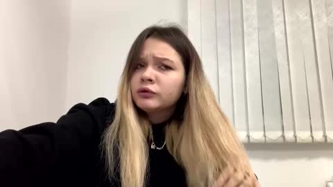 SweetTChloe online show from December 24, 2024, 3:27 am