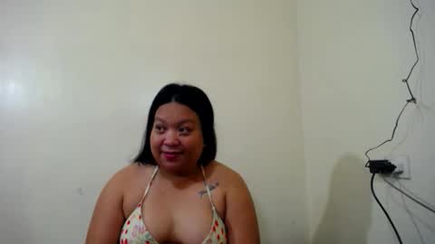 mia and luna online show from June 11, 2026, 1:16 am