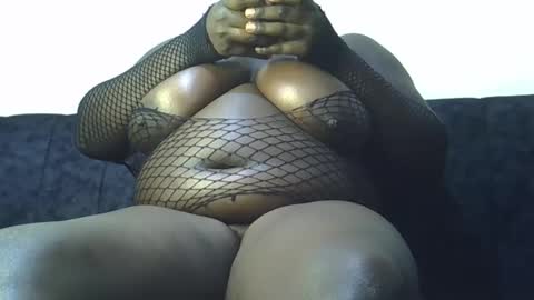 Snapshot of sweettlove1 chatting on December 2, 2024, 12:19 am sweettlove1 online show from December 2, 2024, 12:19 am