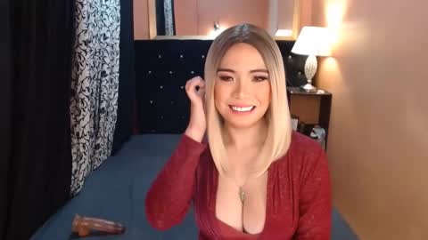 Snapshot of sweettrixiee chatting on December 9, 2024, 6:01 am Ms trixiee online show from December 9, 2024, 6:01 am