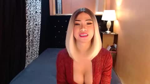 Ms trixiee online show from April 11, 2026, 10:36 pm