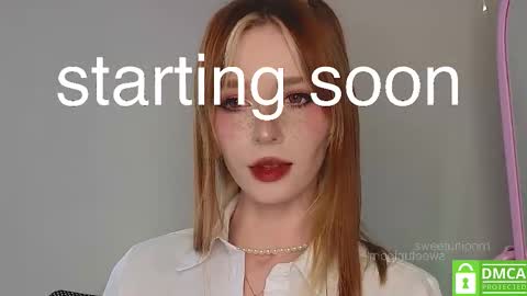 Snapshot of sweetuniporn chatting on November 10, 2025, 9:30 am Elis a little vacation Ill be here Saturday my schedules in bio online show from November 10, 2025, 9:30 am