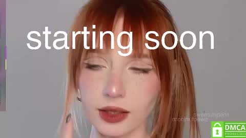 Snapshot of sweetuniporn chatting on November 14, 2025, 11:31 am Elis a little vacation Ill be here Saturday my schedules in bio online show from November 14, 2025, 11:31 am